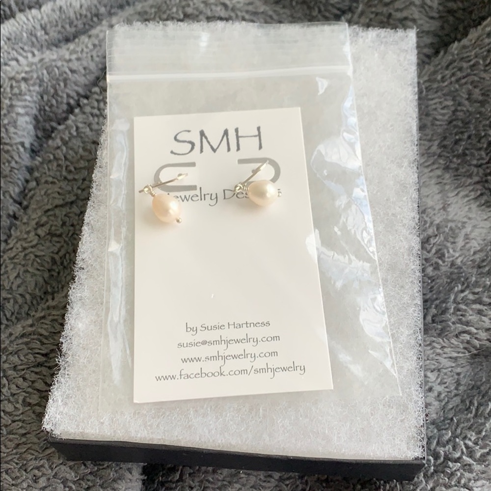 new pearl earrings